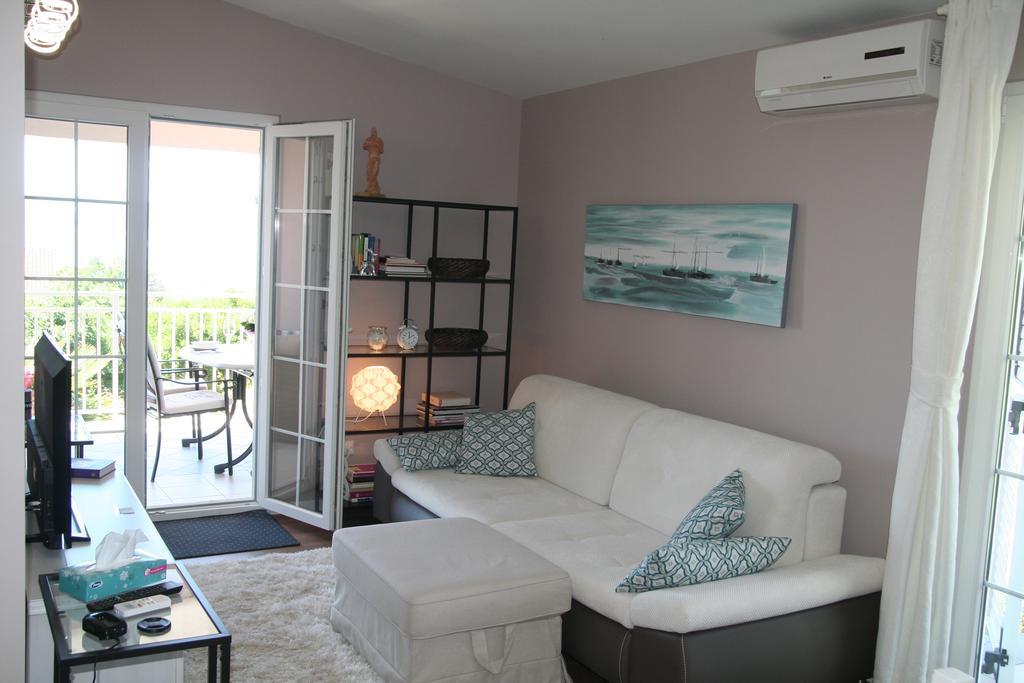 Apartments Soldo Pinezići Habitación foto